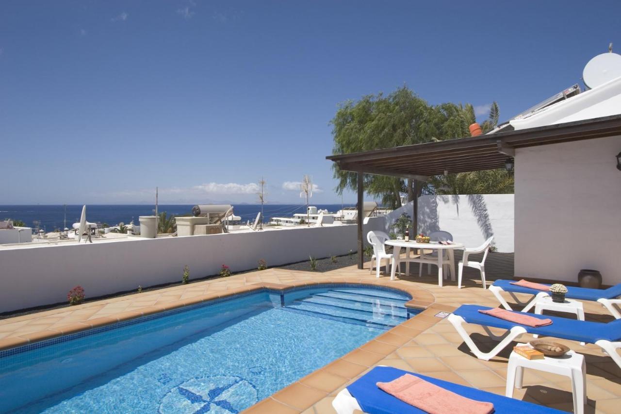 2 Bedroom Villa 'The Bungalow' With Private Heated Pool. Puerto del Carmen (Lanzarote) Exterior foto