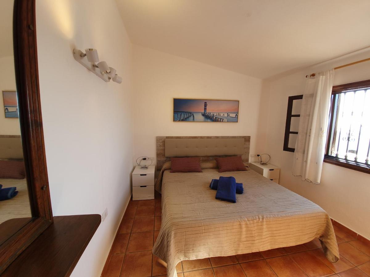 2 Bedroom Villa 'The Bungalow' With Private Heated Pool. Puerto del Carmen (Lanzarote) Exterior foto