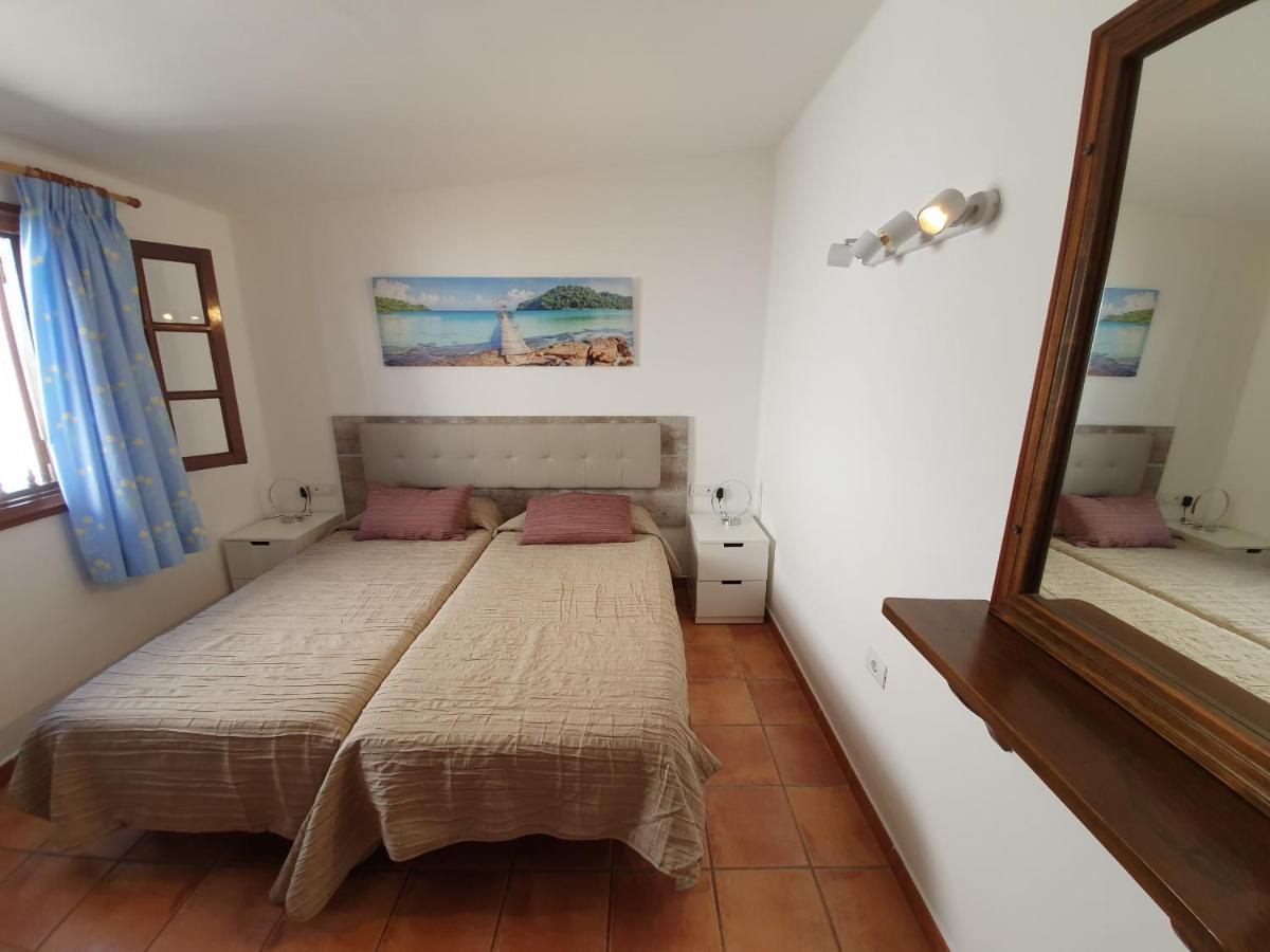 2 Bedroom Villa 'The Bungalow' With Private Heated Pool. Puerto del Carmen (Lanzarote) Exterior foto